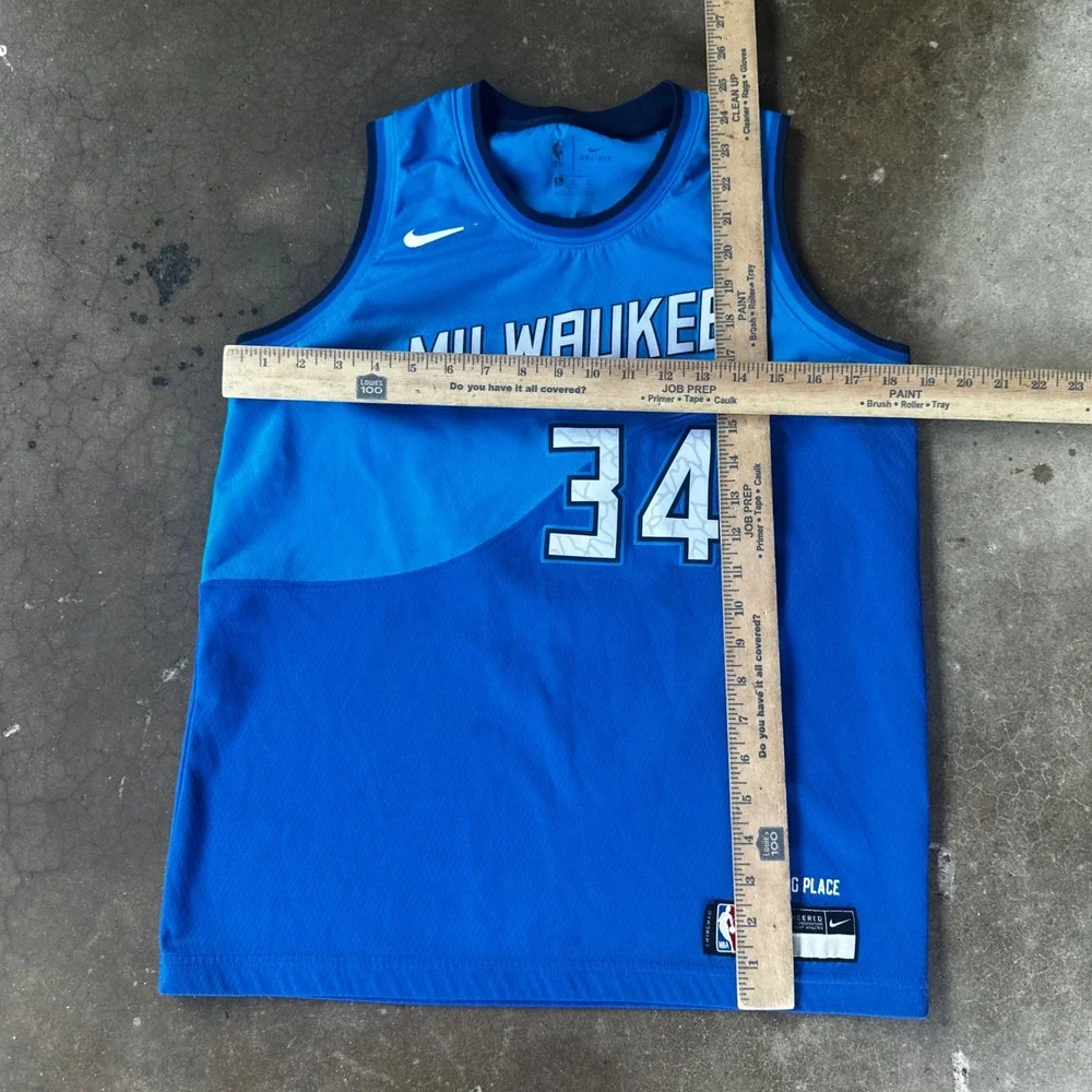 Nike Jersey Kids Large Blue Excellent Milwaukee Bucks Giannis Antetokounmpo 34